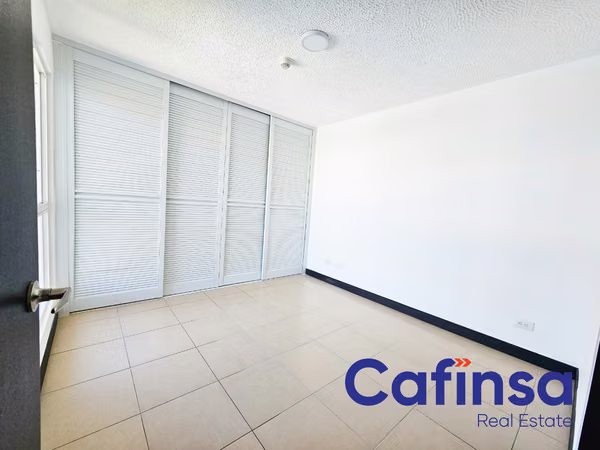 Apartamento de 3 habitaciones , Alquiler, Concasa