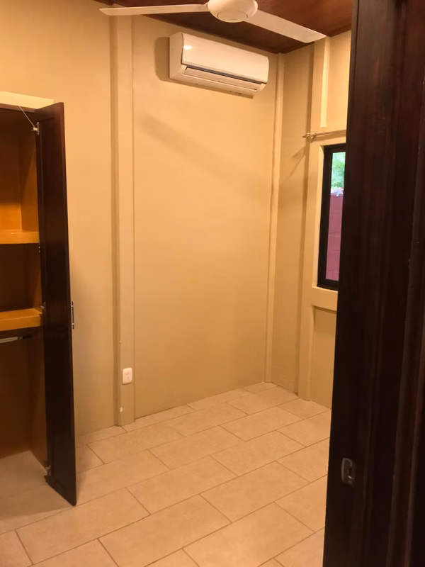 Casa casi nueva | 2 hab. | Doble fuente de agua | El Llano, cerca de Conchal y Flamingo