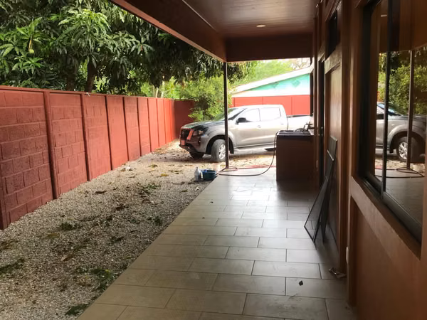 Casa casi nueva | 2 hab. | Doble fuente de agua | El Llano, cerca de Conchal y Flamingo