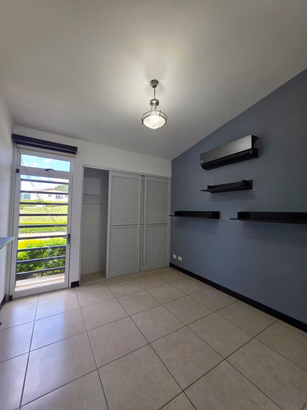 House with 2 rooms, Rental, Concasa