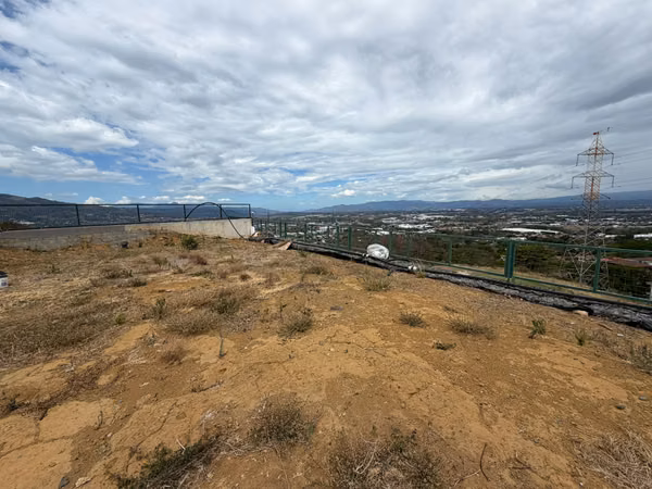 SE VENDE LOTE EN CONDIMION LOMAS 2370 GUACHIPELIN – ESCAZÚ FV
