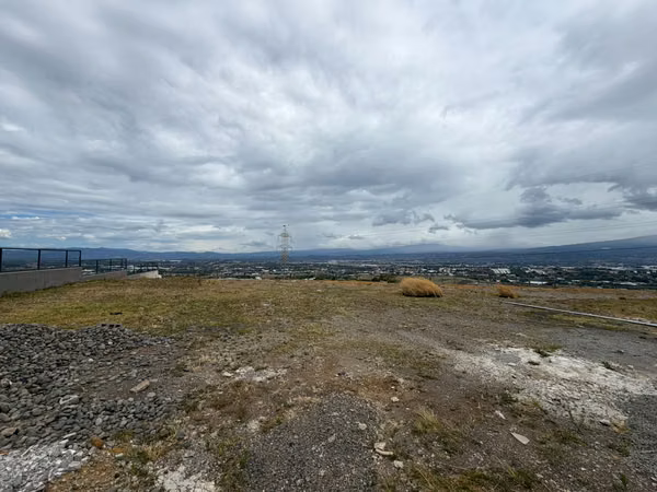 SE VENDE LOTE EN CONDIMION LOMAS 2370 GUACHIPELIN – ESCAZÚ FV
