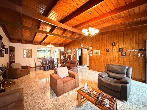 GANGA VENTA DE CASA EN ROHRMOSER 3 HABITACIONES