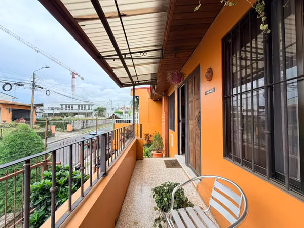 GANGA VENTA DE CASA EN ROHRMOSER 3 HABITACIONES