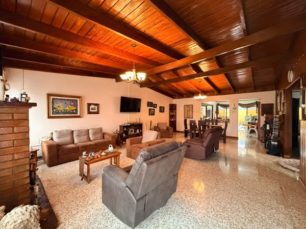 GANGA VENTA DE CASA EN ROHRMOSER 3 HABITACIONES
