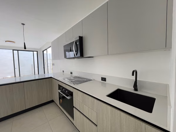 ALQUILER DE HERMOSA CASA PARA ESTRENAR EN LINDORA