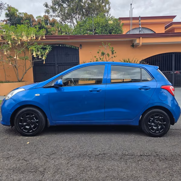 HYUNDAI GRAND I10 2018 AUTOMATICO