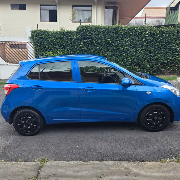 HYUNDAI GRAND I10 2018 AUTOMATICO