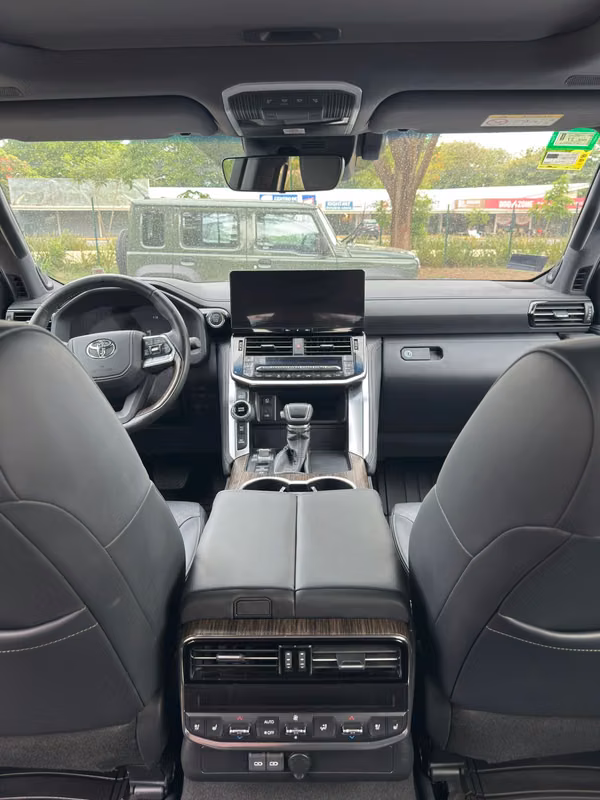 TOYOTA LAND CRUISER VX-R