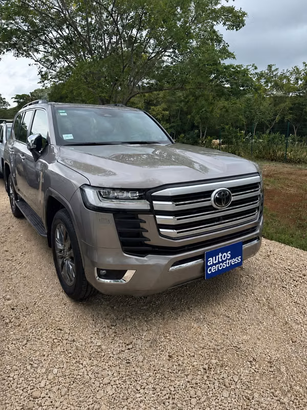 TOYOTA LAND CRUISER VX-R