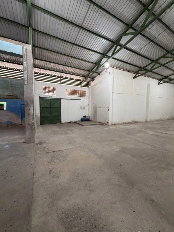 Bodega/Local Comercial cerca al estero | Puntarenas Centro | 667 m²