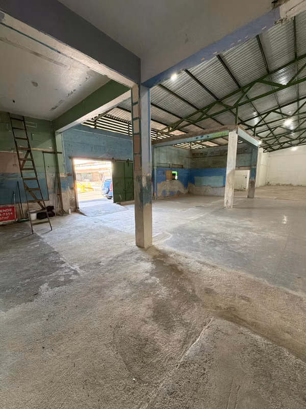 Bodega/Local Comercial cerca al estero | Puntarenas Centro | 667 m²