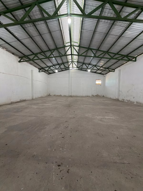 Bodega/Local Comercial cerca al estero | Puntarenas Centro | 667 m²