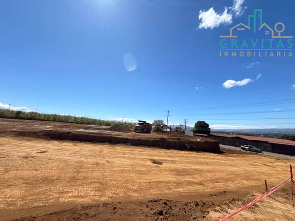 Terreno en Grecia CENTRO (8000m2) Ideal para Comercial!!!!  ID 1918