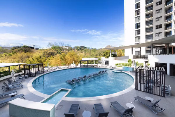 Penthouse in Núcleo Sabana - Floor 18 with sunset view