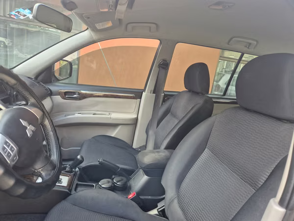 Mitsubishi nativa