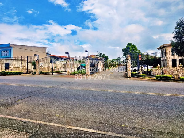 Se vende terreno premium en exclusivo condominio de Heredia