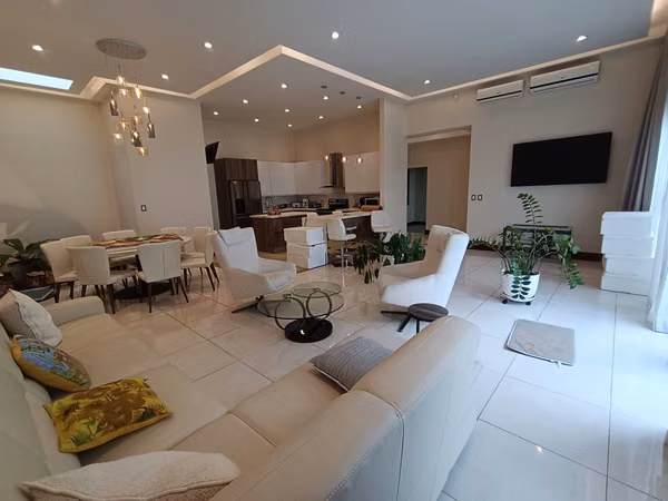 Rohrmoser, La Geroma, furnished, new-luxurious-wide 280m2, 3 hab, A / C, 3 bathrooms, TV room.