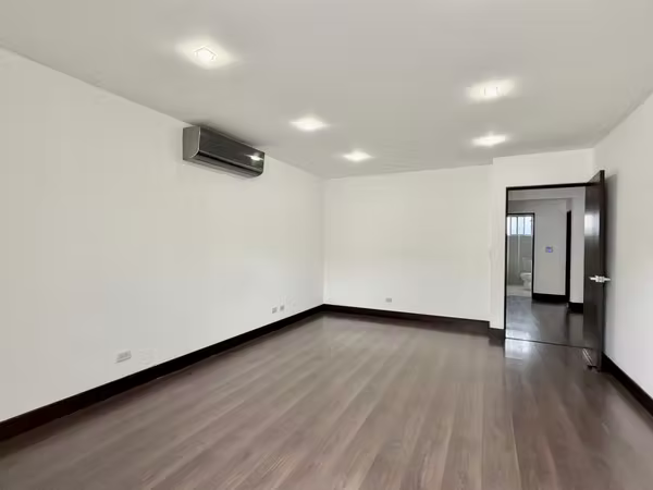 Escazu- Vista Hermosa - Amplia y Lujosa - Ubicación Ideal - Electrodomésticos