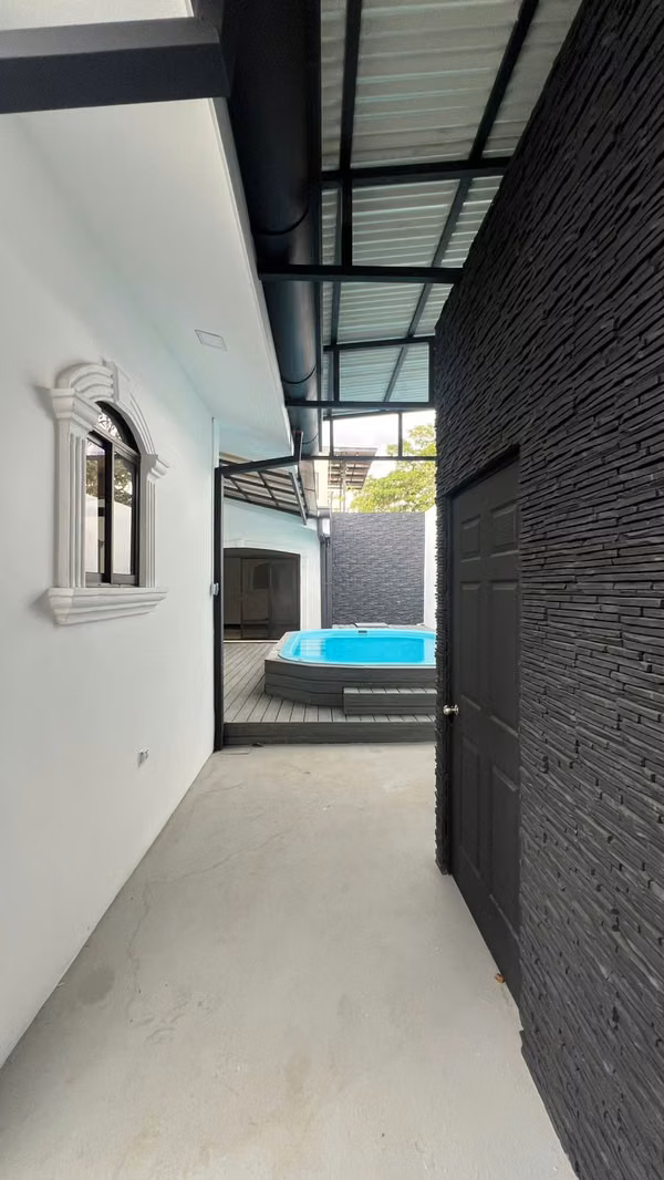 HOUSE FOR RENT IN TRES RIOS, LA ARBOLEDA