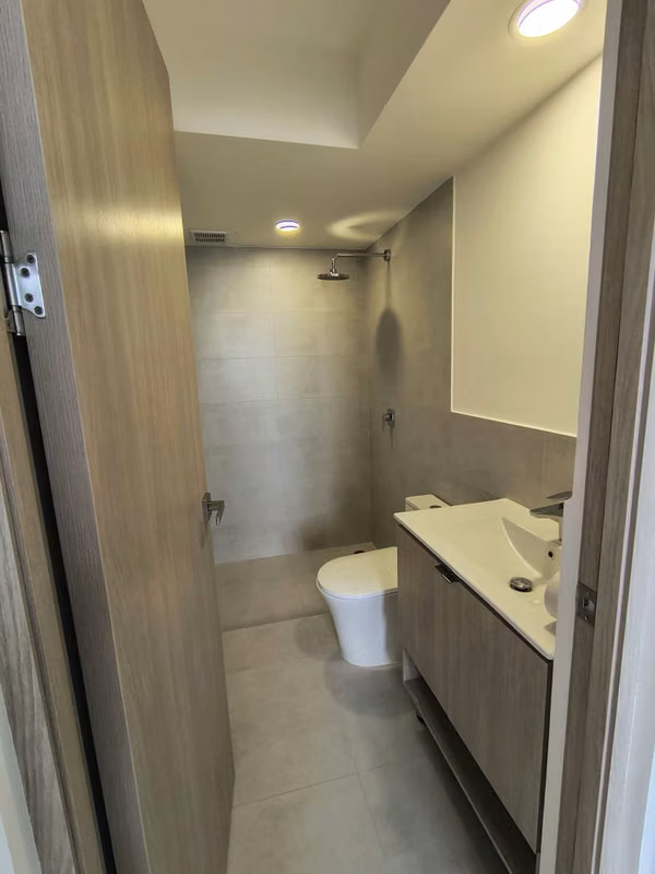 ALQUILER DE APARTAMENTO CON LINEA BLANCA EN URUKA POINT