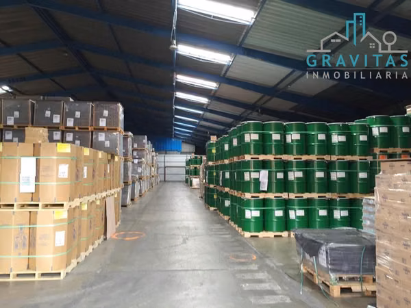 Bodega en venta en Cartago, uso de suelo mixto ID 827