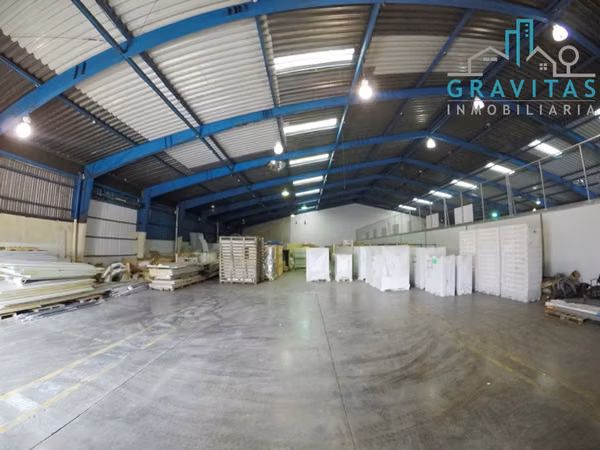 Bodega en venta en Cartago, uso de suelo mixto ID 827