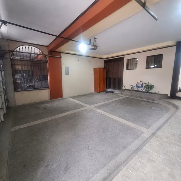 Alquiler de casa grande en Nunciatura - Parque del Café
