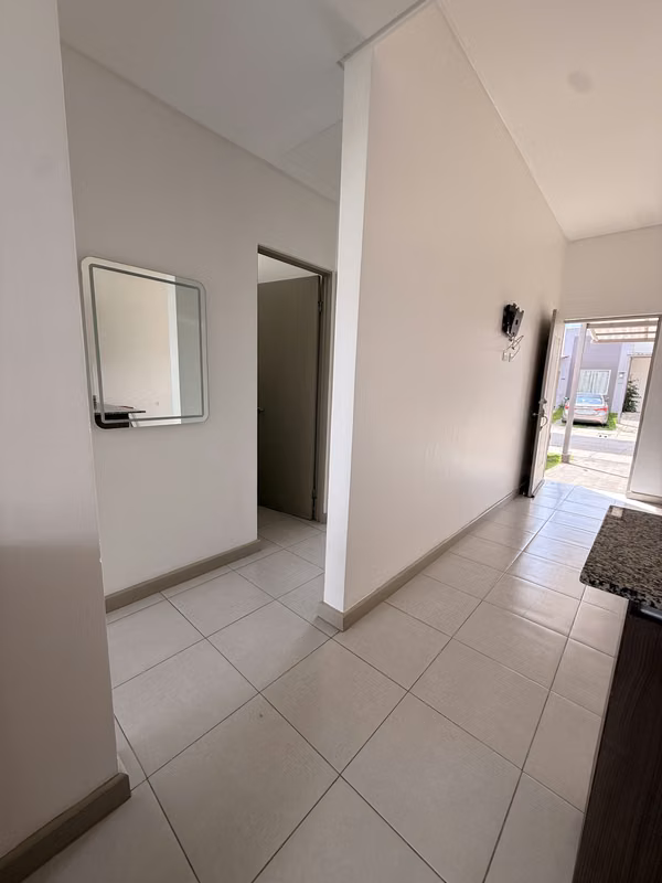 Se Vende Moderna Casa en Condominio Akari Ciruelas Alajuela