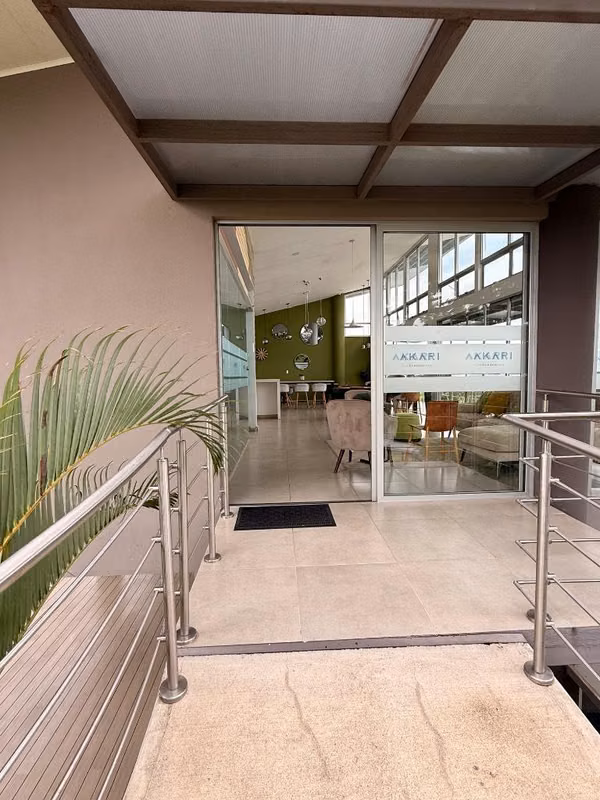 Se Vende Moderna Casa en Condominio Akari Ciruelas Alajuela
