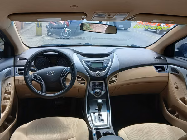 Hyundai elantra