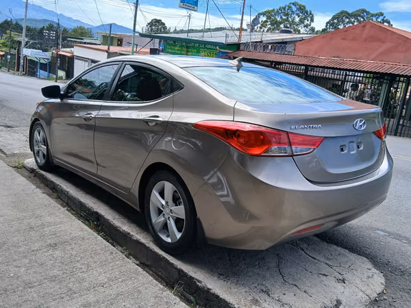 Hyundai elantra