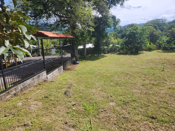 Venta de lote en Basilla de Mora, Picagres, San José