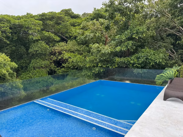 Casa Contemporánea en Venta | Condominio 527, Los Laureles, Escazú