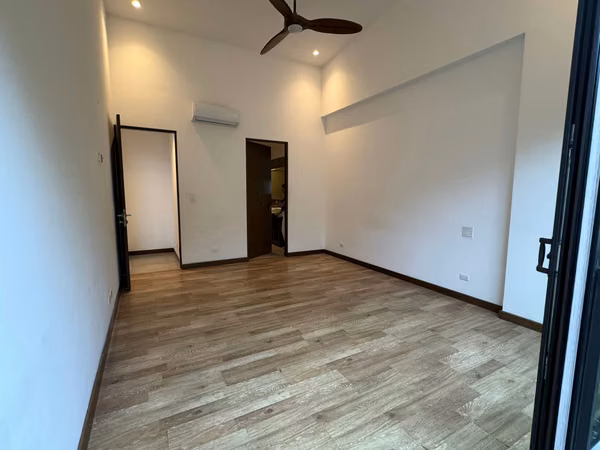 Casa Contemporánea en Venta | Condominio 527, Los Laureles, Escazú