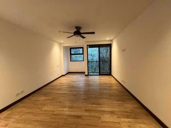 Casa Contemporánea en Venta | Condominio 527, Los Laureles, Escazú