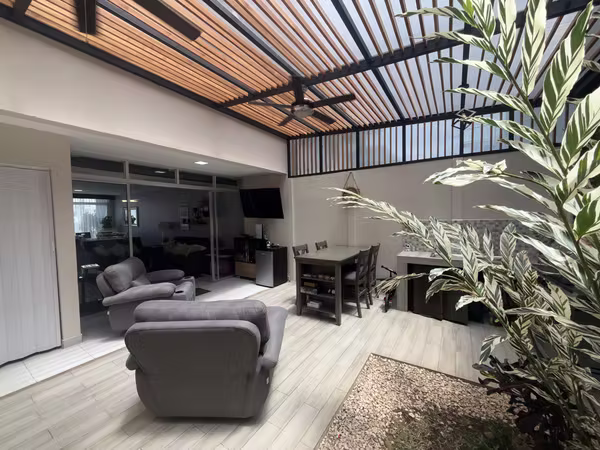 Venta de casa en condominio en San Miguel de Santo Domingo, Heredia