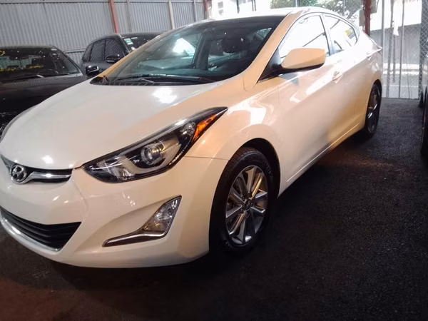 HYUNDAI ELANTRA 2015