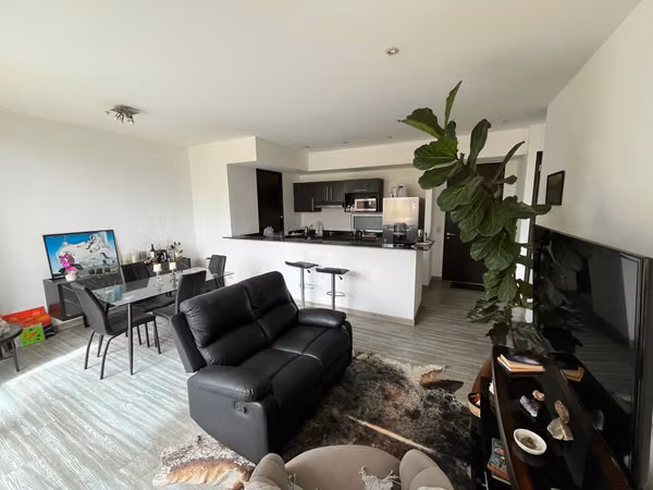 APARTAMENTO EN VENTA EN NUNCIATURA, VISTA AL PARQUE! P617