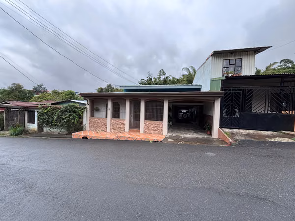 Casa en Venta en San Pablo de Heredia – Amplia, Remodelada y con Excelente Ubicación