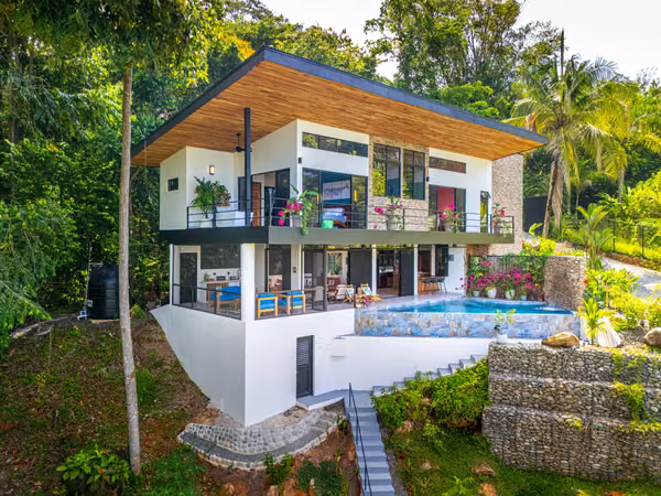 Private Ocean View Oasis- Modern & amp; Tropical in Escaleras