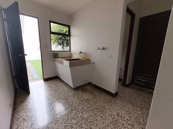 Uso mixtoAlquilamos exc opcion rohmoser nunciatura