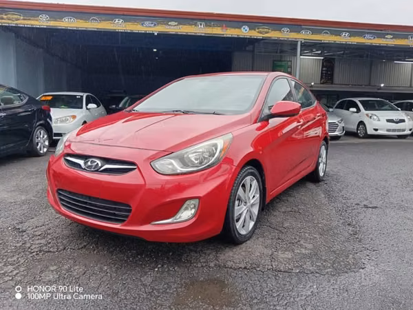 Hyundai accent