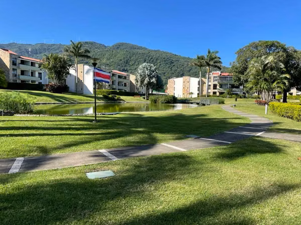 Avalon Country, beautiful-wide-luxurious penthouse furnished, 3 hab, 2.5 bathrooms, 2 terrace, view.