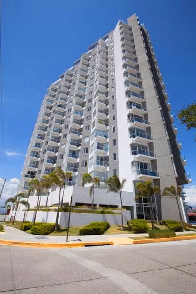 Views of Nunciatura, hermoso- lukoso- wide 63m2, furnished, 1 hab, 1.5 bathrooms, view park.