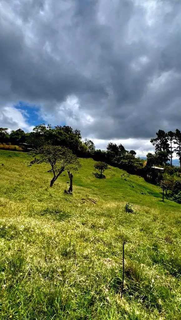 Venta Terreno Bebedero, Escazú