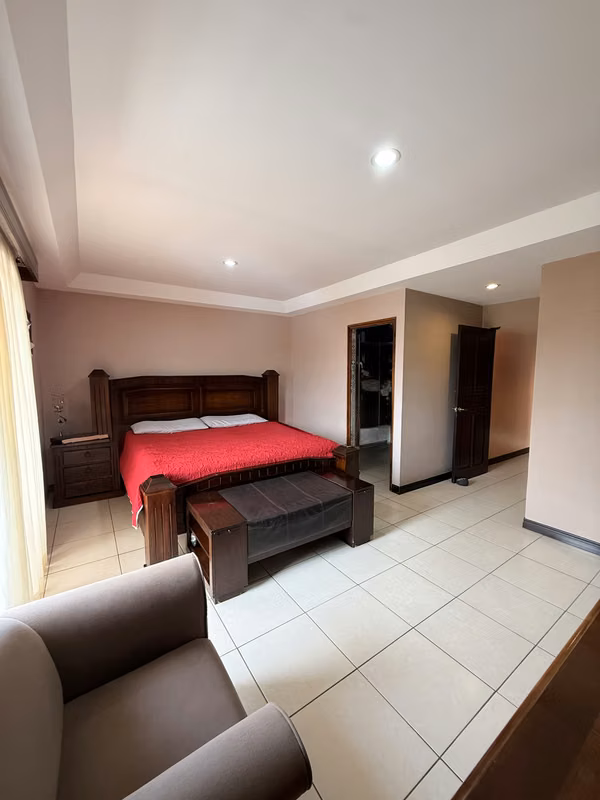 Venta de Casa en Condominio Antigua, Tejar, Cartago.