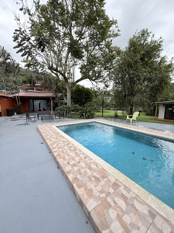 Mini Resort en Venta en el Centro de Orosi, Cartago.