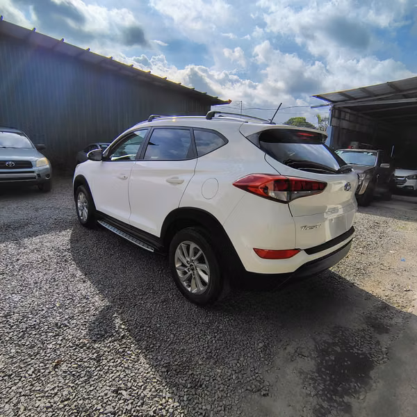 Hyundai Tucson 2017 4x4 Automático | Excelente estado