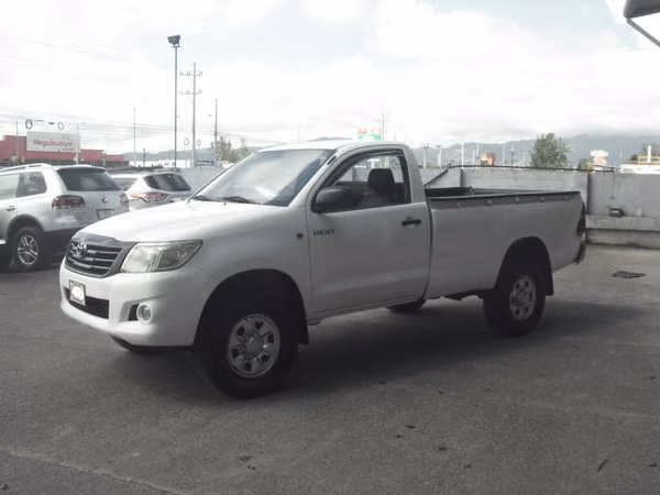 Toyota Hilux Cabina Sencilla 4x4